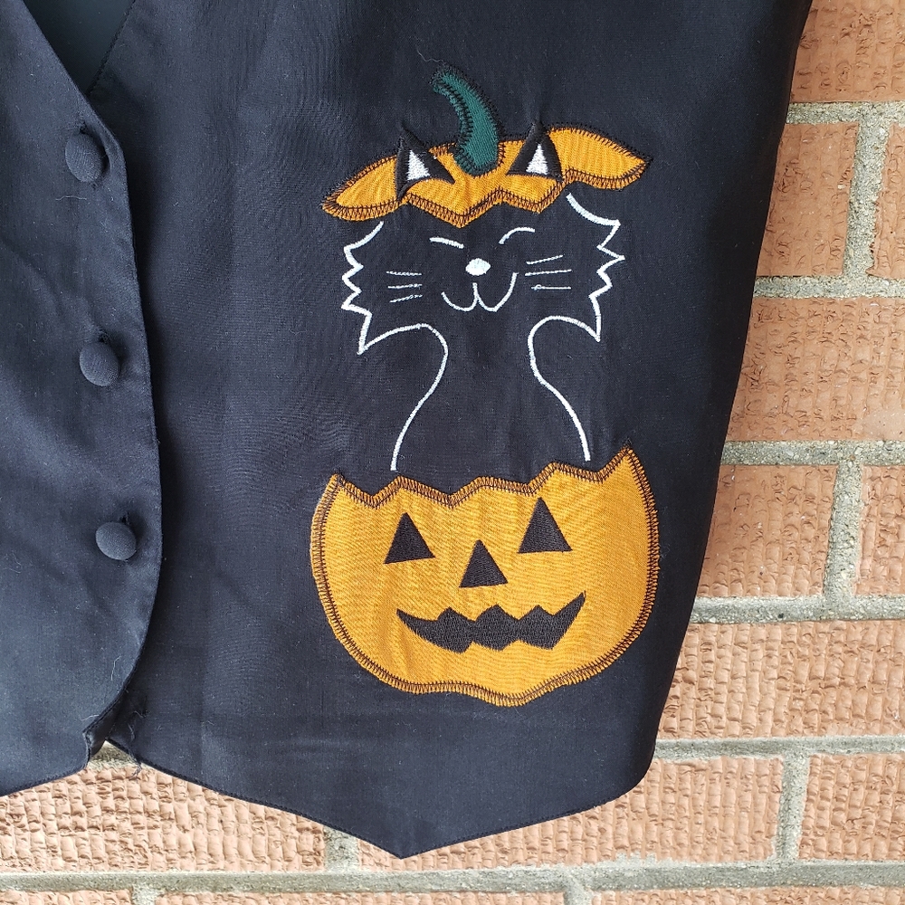 Halloween Vest - Picture 2 of 5